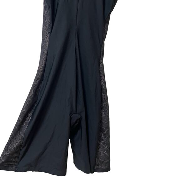 Spanx Assets Luxe & Lean Open Bust Mid-Thigh Bodysuit Size M Black Shaping - Picture 4 of 6